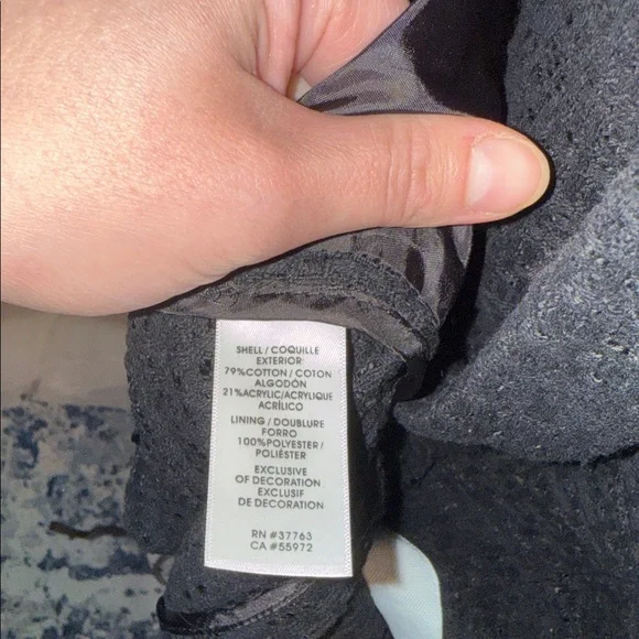 Laundry By Shelli Segal Black and White Blazer with Gold Buttons - Picture 5 of 6